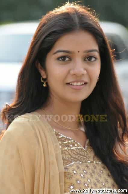 Sexy Swathi Stills 28