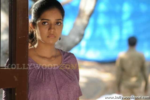 Sexy Swathi Stills 34