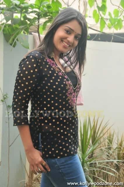 Actress Nikitha Pics 11