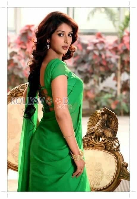 Actress Samiksha Sexy Photos 06