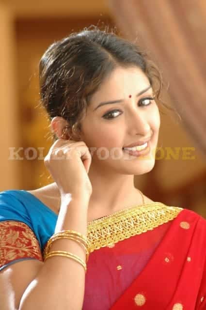 Hot Sexy Samiksha Stills007