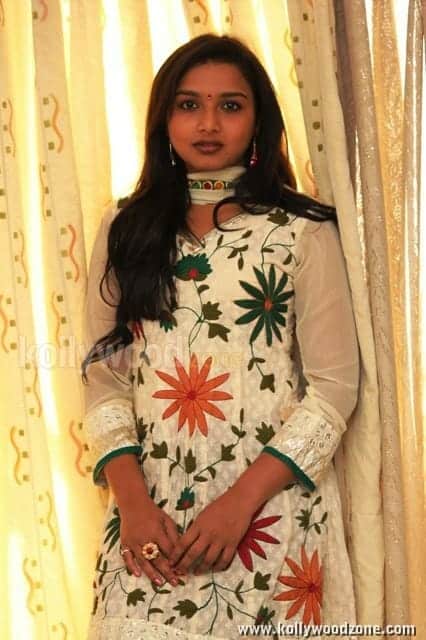 Thullivilaiyadu Heroine Deepthi Photos 06