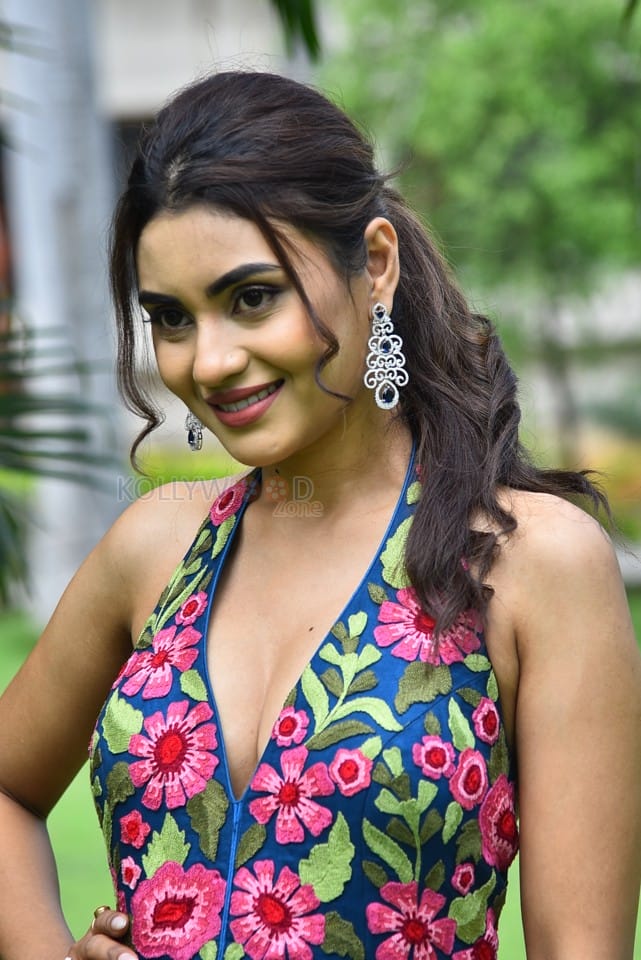 Actress Garima Chouhan at Seetha Kalyana Vaibhogame Movie Trailer Launch Event Pictures 61