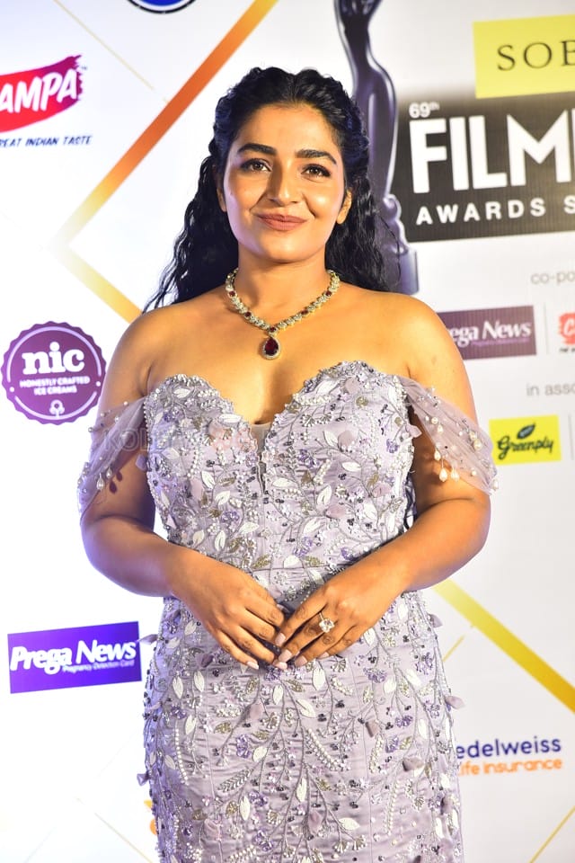 Actress Rajisha Vijayan at 69th SOBHA Filmfare Awards South 2024 Photos 09