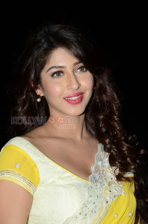 Actress Sonarika Bhadoria Sexy Stills 24