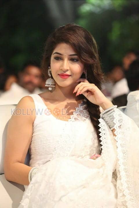 Actress Sonarika Photos 21