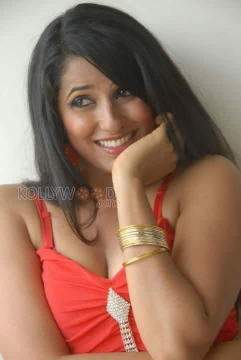 Actress Sravya Reddy Hot Pictures 05