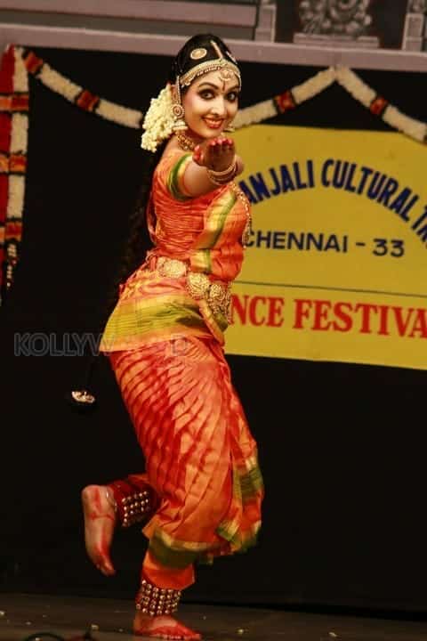 Actress Utthara Unni Bharathanatyam Recital Photos 09