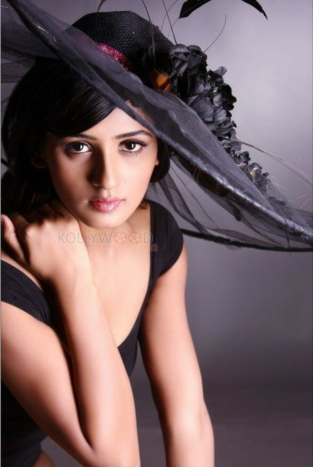 Dancer Actress Shakti Mohan Photos 07