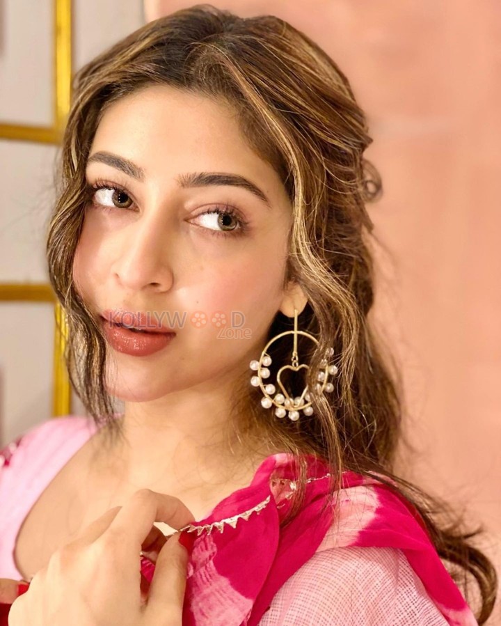 Devon Ke Dev Mahadev Actress Sonarika Bhadoria Latest Photoshoot Photos 02