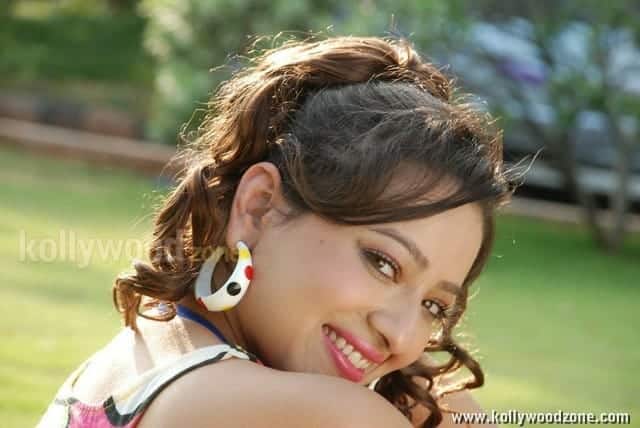 Madalasa Sharma Hot Photos 32