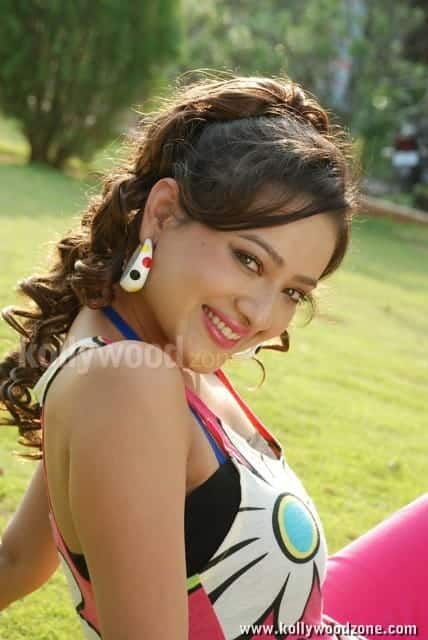 Madalasa Sharma Hot Photos 36