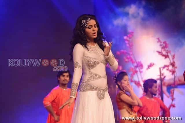 Rachana Mourya Varna Dance Performance Pictures 07