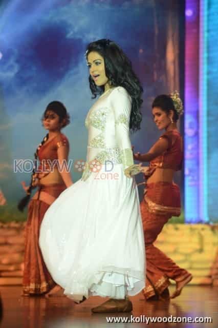 Rachana Mourya Varna Dance Performance Pictures 13