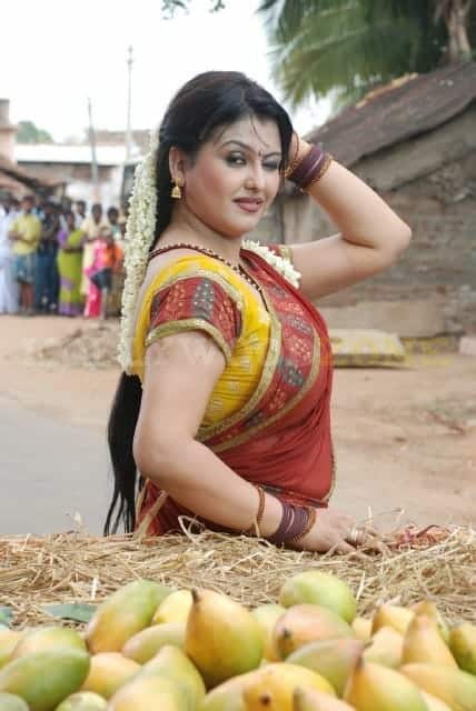 Sona Hot Pictures 17