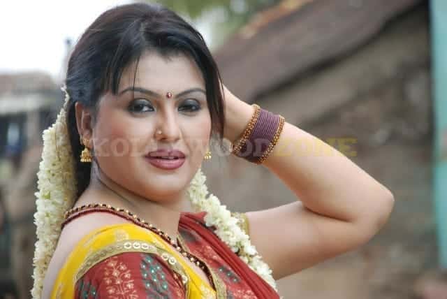 Sona Hot Pictures 18