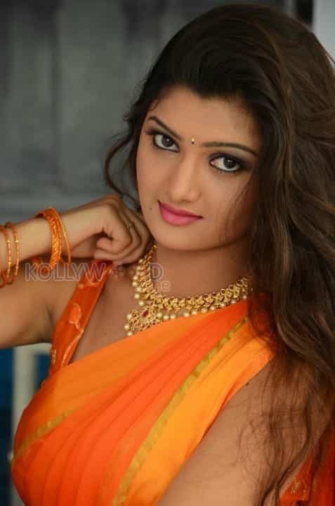 Telugu Actress Akkshitha Sexy Saree Pictures 24