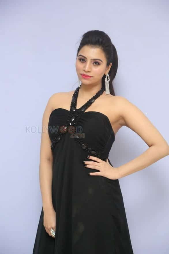 Telugu Actress Priyanka Black Dress Photos 38