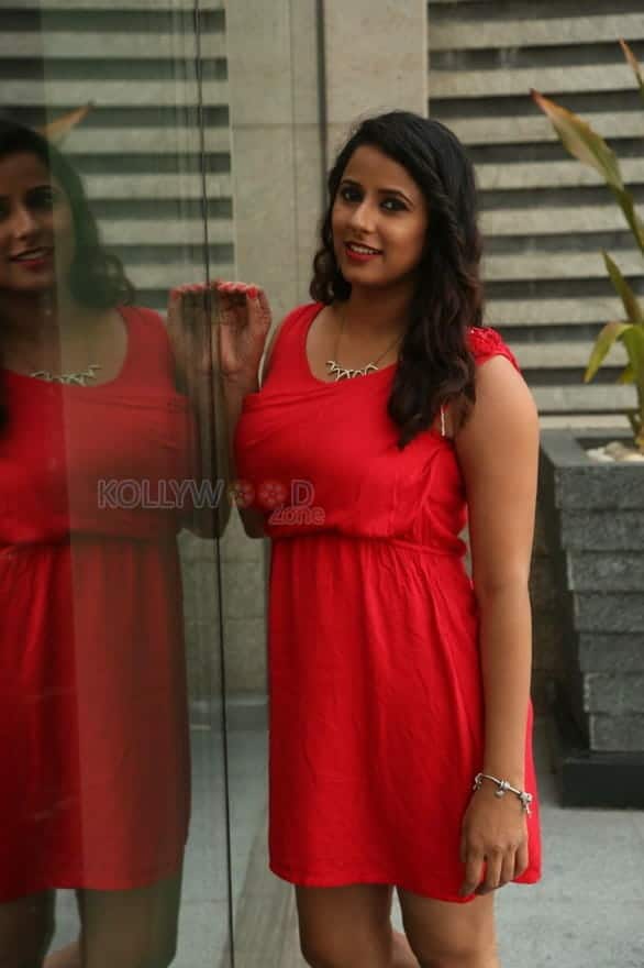 Tollywood Actress Shravya Reddy New Photos 06