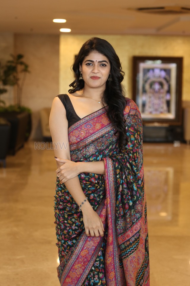 Heroine Sangeerthana Vipin at Janaka Aithe Ganaka Pre Release Event Pictures 15