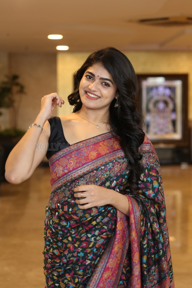 Heroine Sangeerthana Vipin at Janaka Aithe Ganaka Pre Release Event Pictures 23