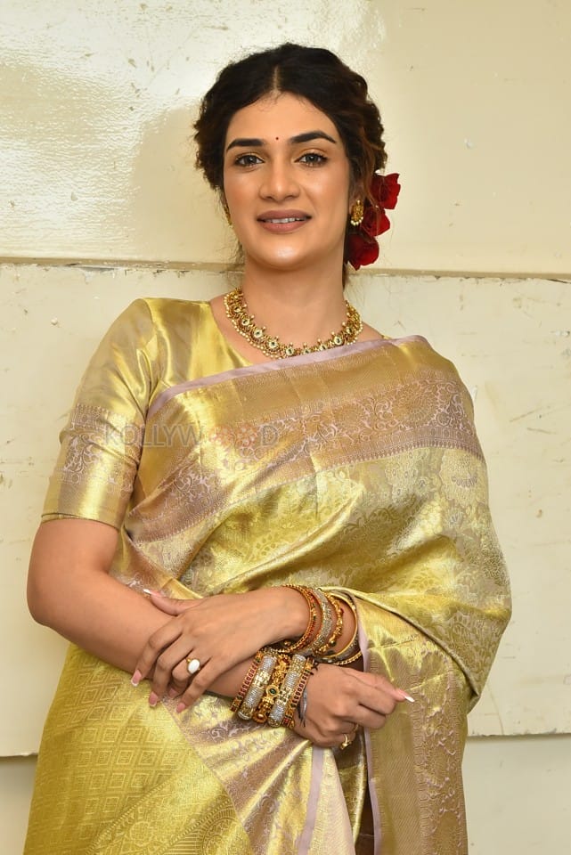 Actress Hasini at Purushothamudu Pre Release Event Pictures 19