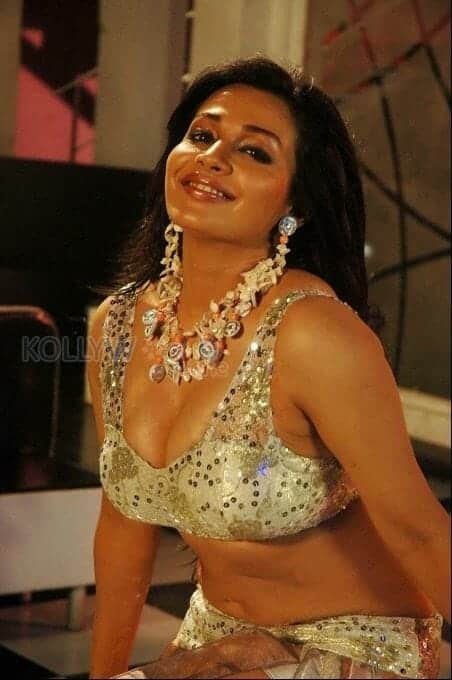 Actress Mayuri Sexy Pictures 13