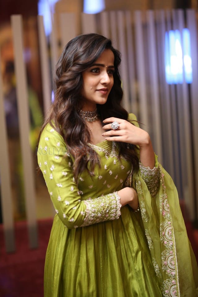 Actress Vaishnavi Chaitanya at Jack Movie Kiss Song Launch Event Photos 22
