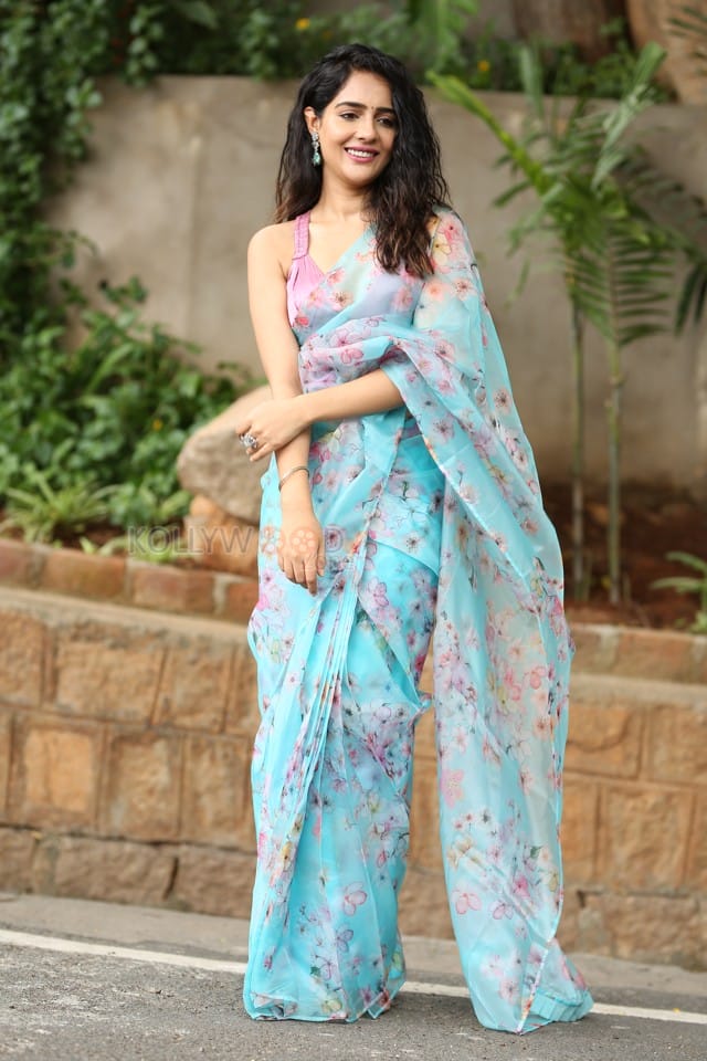 Actress Malvi Malhotra at Tiragabadara Saami Movie Success Press Meet Photos 15