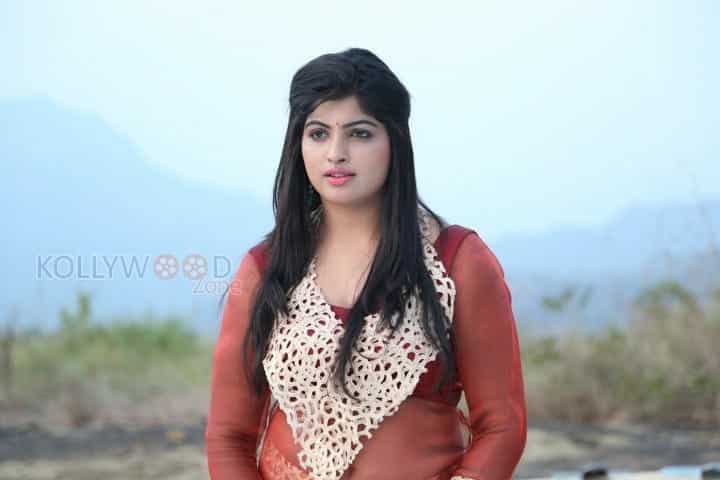 Adra Machan Visilu Movie Heroine Naina Sarwar Stills 13