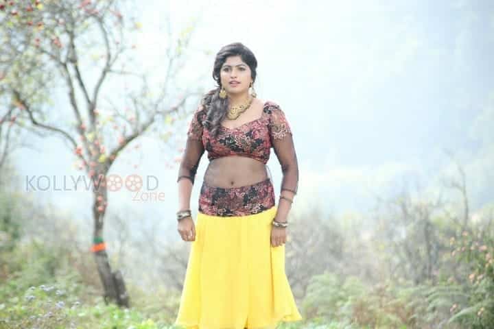 Naina Sarwar In Adra Machan Visilu Movie Pictures 02