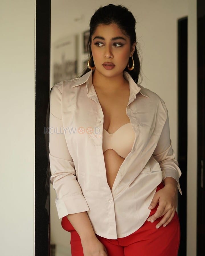 Hot Nikita Sharma in Cream Bra White Shirt and Red Pant Photos 01