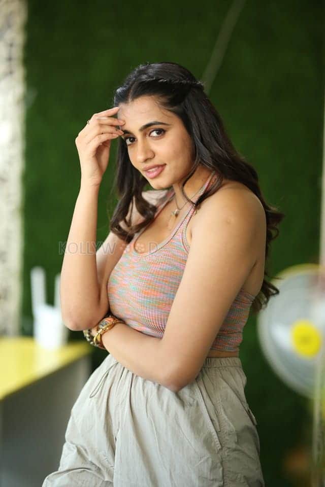 Sexy Actress Maanasa Choudhary at Bubblegum Interview Photos 125