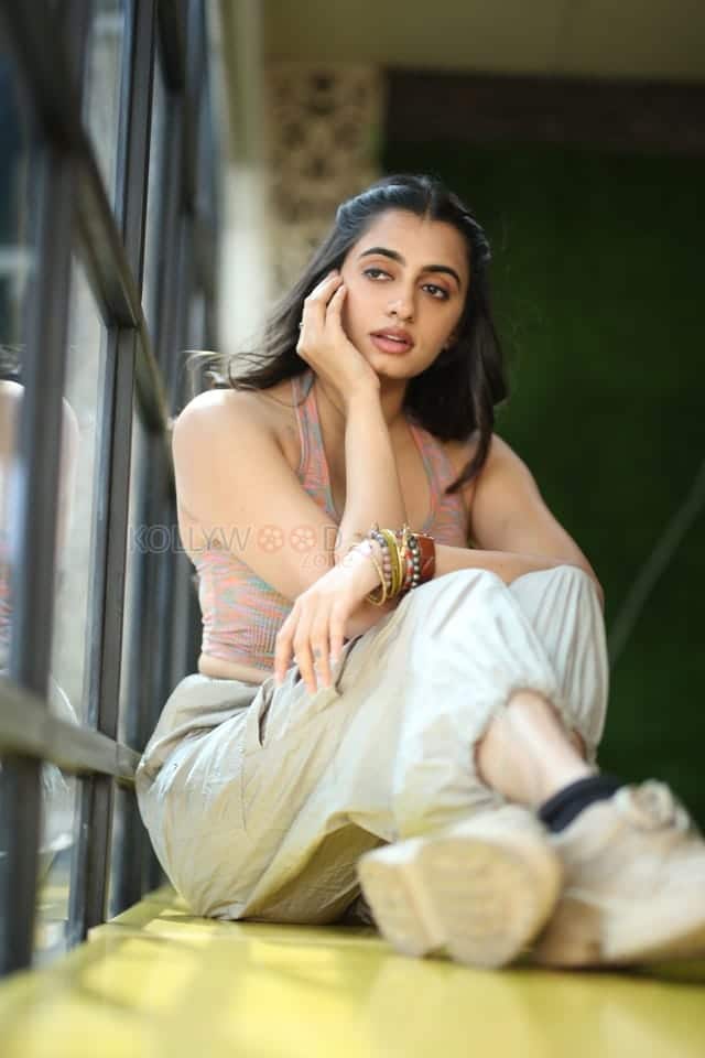 Sexy Actress Maanasa Choudhary at Bubblegum Interview Photos 19