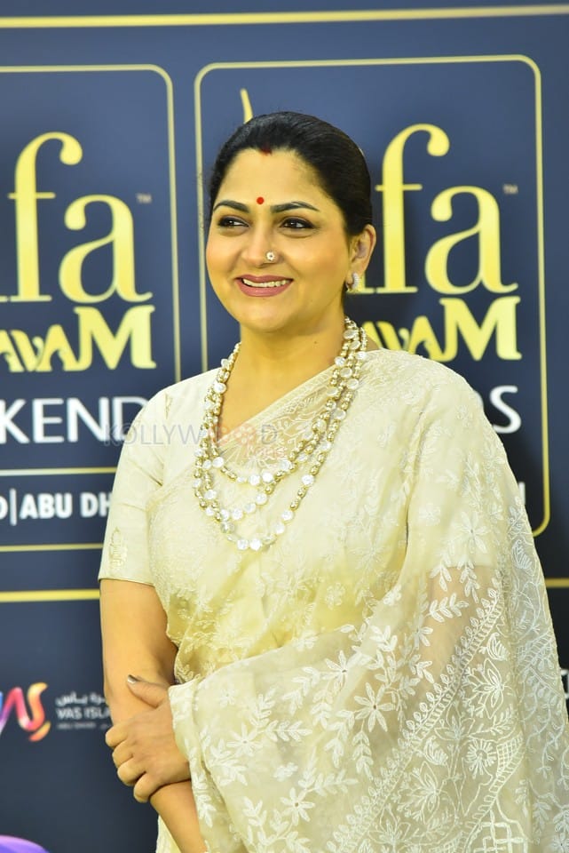 Actress Khushboo At IIFA Utsavam Press Meet Stills 03 (308723 ...