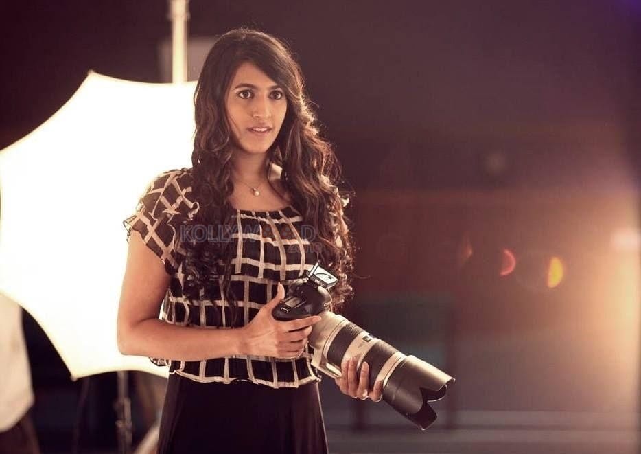 Actress Niharika Konidela Candid Photos 11