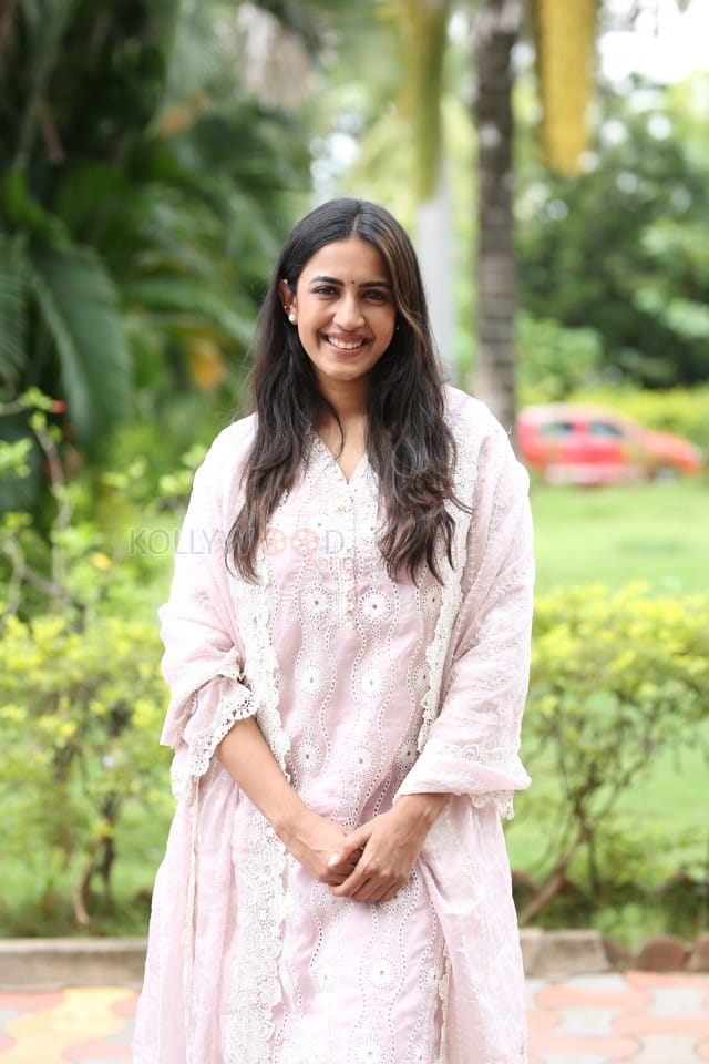 Actress Niharika Konidela at Committee Kurrollu Success Meet Photos 04