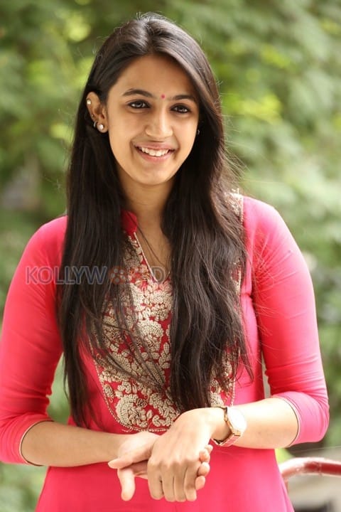 Actress Niharika Photos 02