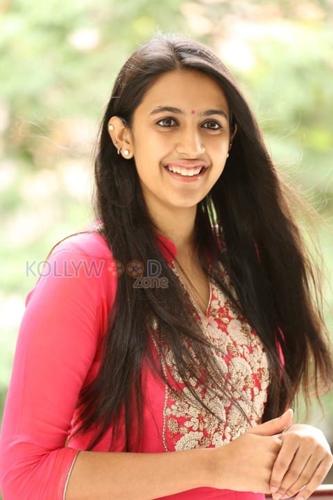 Actress Niharika Photos 10