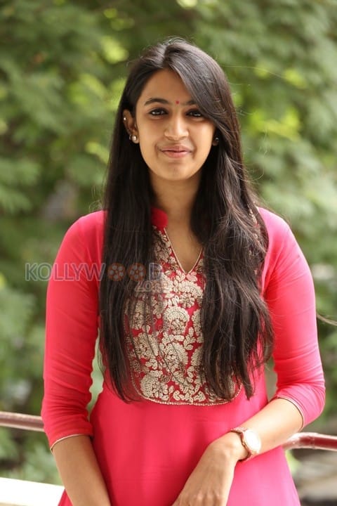 Actress Niharika Photos 13