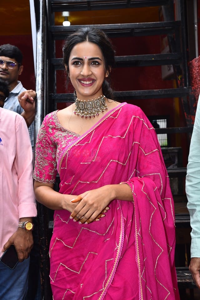 Niharika Konidela at Committee Kurrollu Trailer Launch Pictures 07