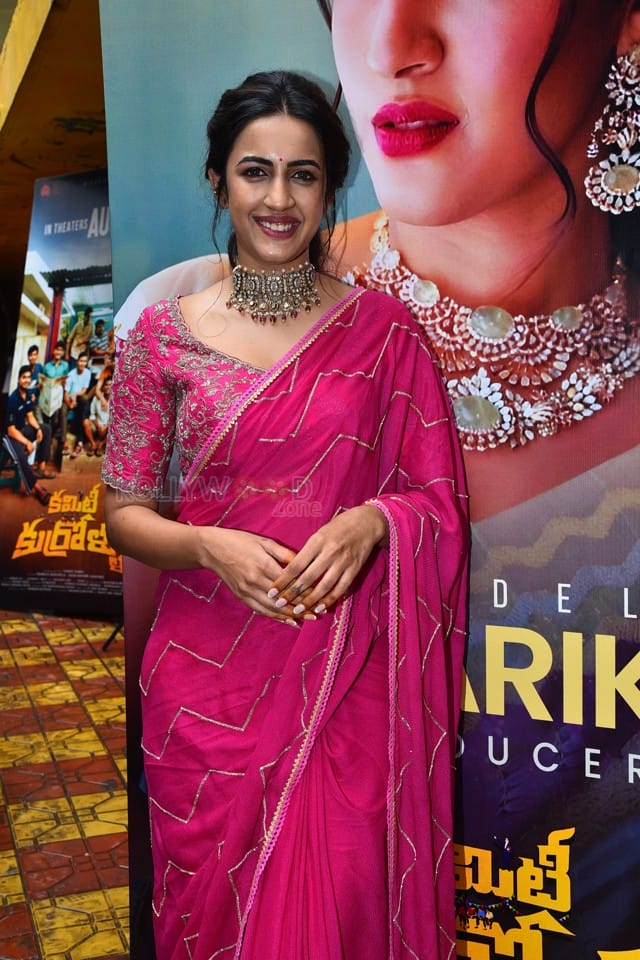 Niharika Konidela at Committee Kurrollu Trailer Launch Pictures 11