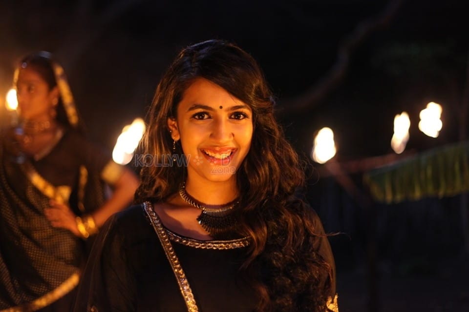 Oru Nalla Naal Paathu Solren Heroine Niharika Konidela Photos 04