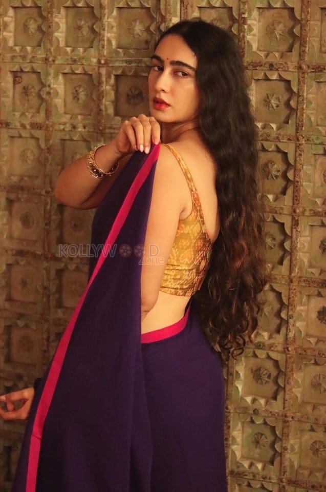 Indian Saree Beauty Megha Shukla Photos 15