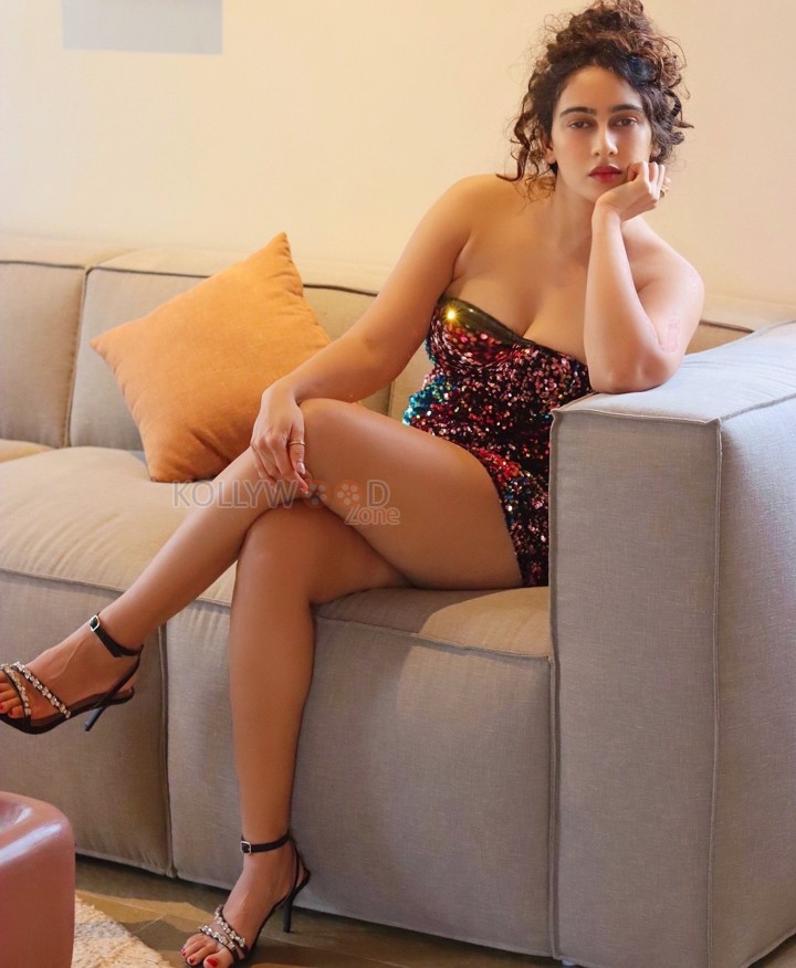 Stunning Megha Shukla in a Glittering Strapless Mini Dress Photos 04