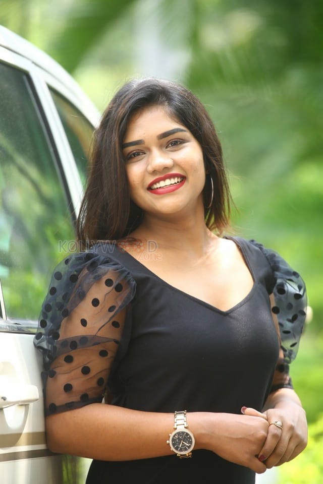 Actress Maneesha Mogili at Welcome To Tihar College Movie Audio Launch Photos 22