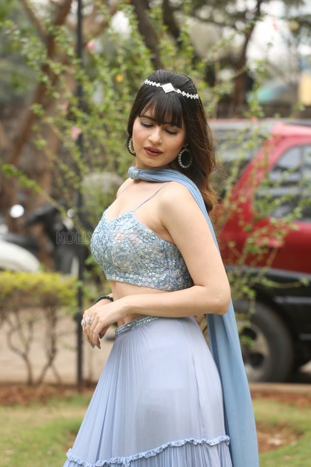 Actress Monal Jagtani at Vairam Teaser Launch Photos 19