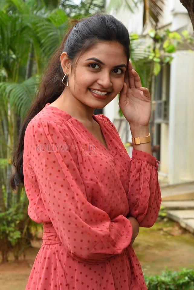 Actress Sravani Setty at Tamasoma Jyotirgamaya Movie Press Meet Photos 21