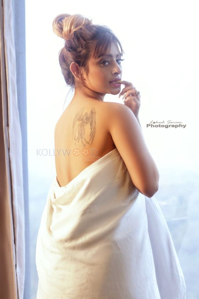 Ankita Dave Naked and Wrapped in a Blanket Photoshoot Pictures 01