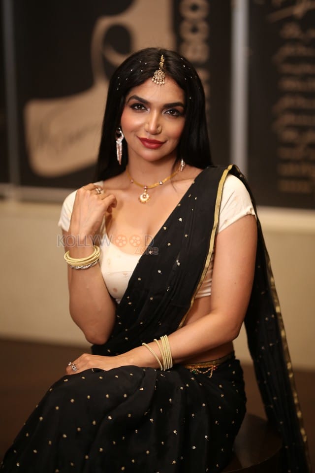 Actress Kriti Verma at O Andala Rakshasi Pre Release Event Photos 29
